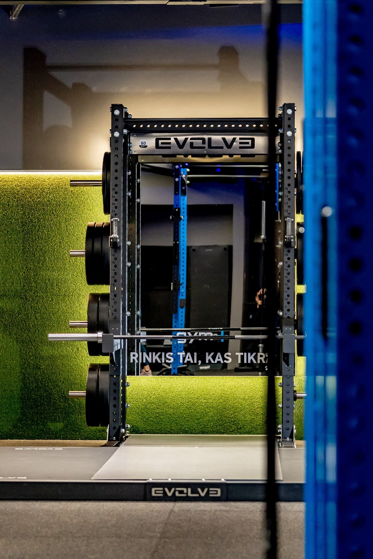 Evolve HR-208 HALF RACK